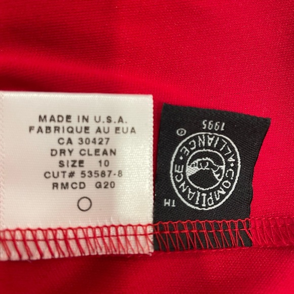 Beautiful red Laundry evening gown - Picture 7 of 8